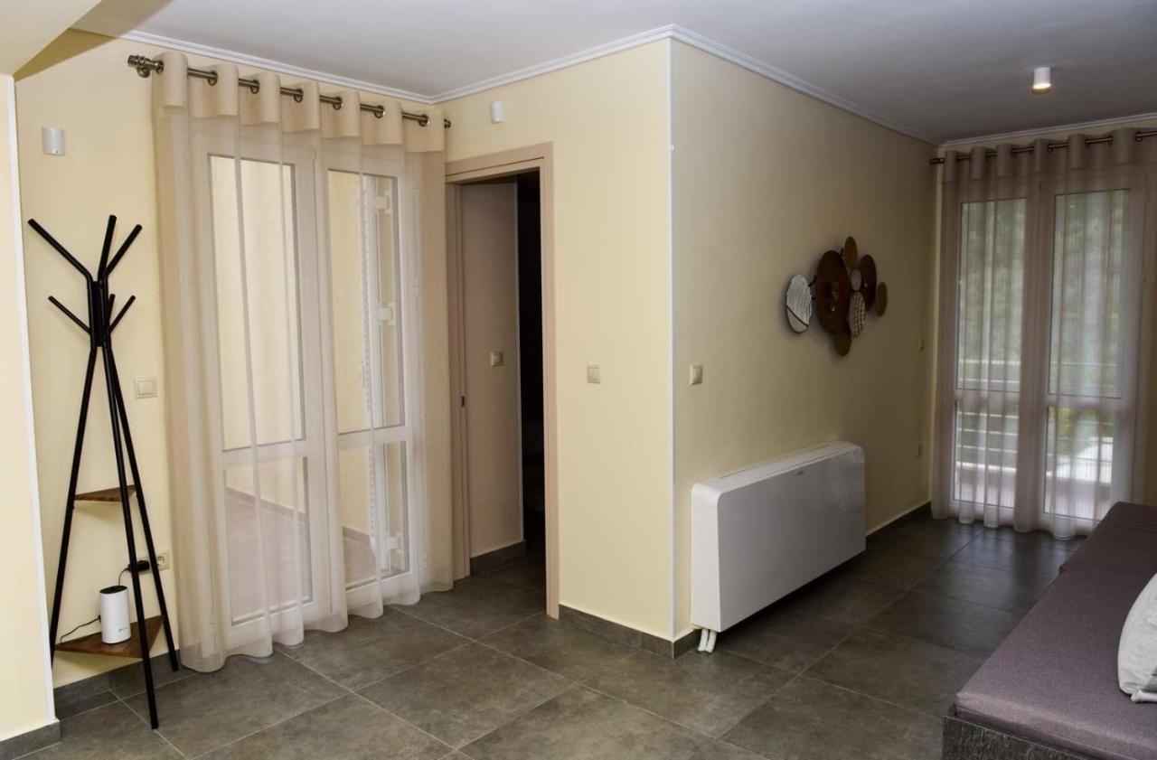 Nikole'S Villas Luxury 180M2 Tiros Bagian luar foto