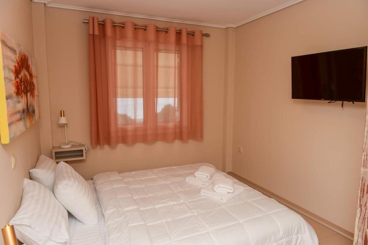 Nikole'S Villas Luxury 180M2 Tiros Bagian luar foto