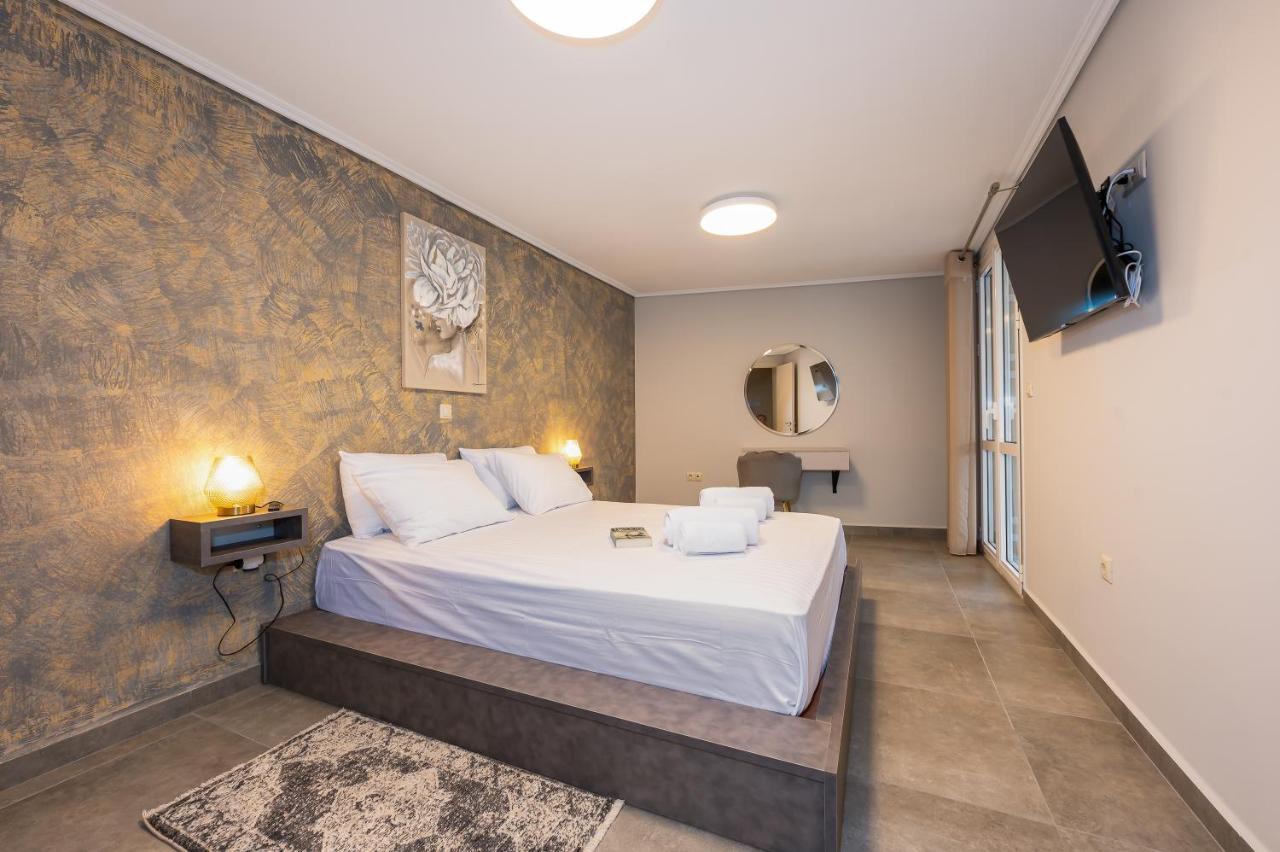 Nikole'S Villas Luxury 180M2 Tiros Bagian luar foto